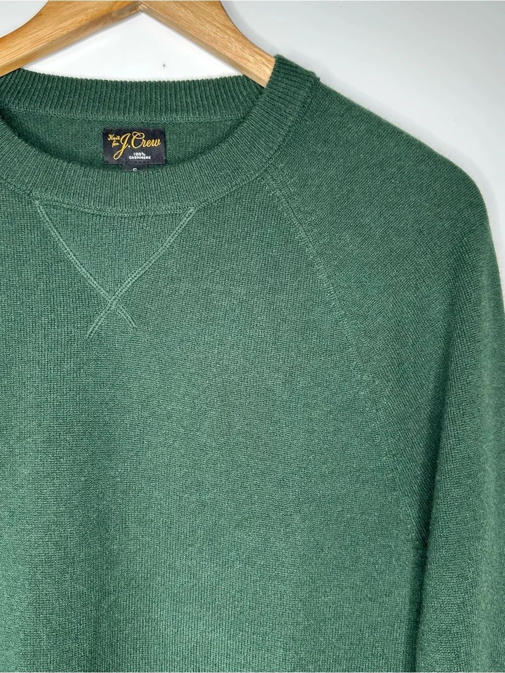 J.CREW Green 100% Cashmere Crewneck Sweater Size Small Raglan Sleeve